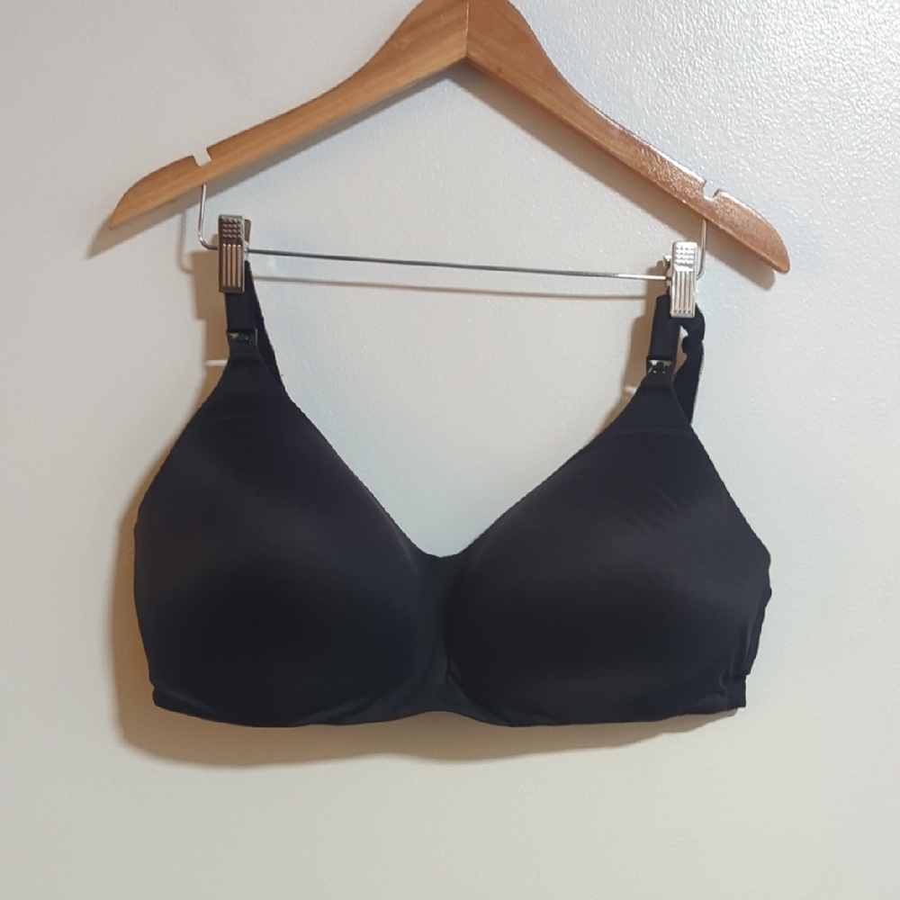 Torrid Curve Black Wireless Nursing Bra Size 42DDD